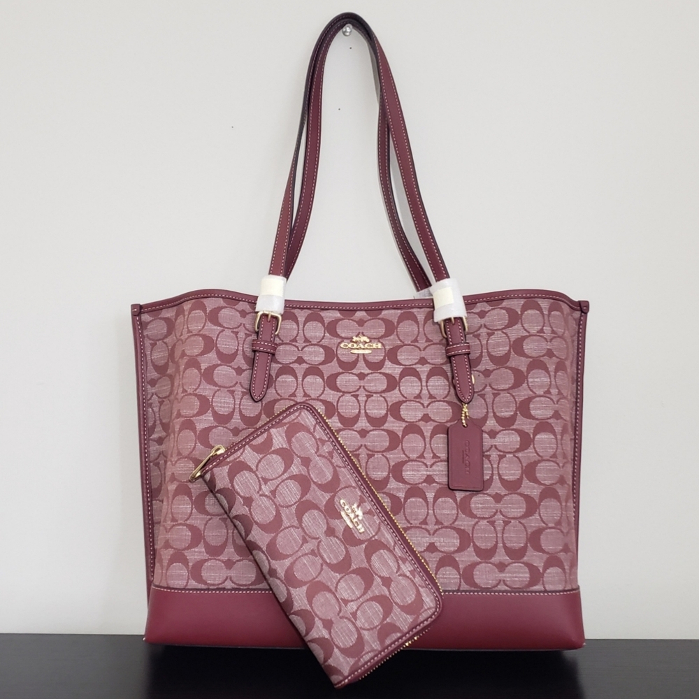 NWT! COACH WINE SIGNATURE CHAMBRAT MOLLIE TOTE & MATCHING LONG ZIP WALLET SET
